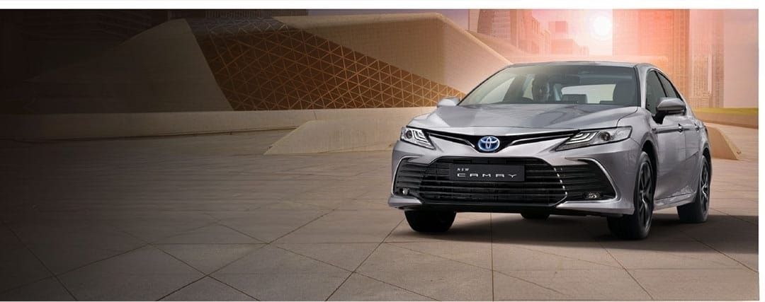 Toyota Camry: Price, Image, Colors, Reviews & Rating